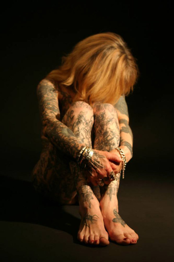mujer-tatuada6-VERSION FINAL