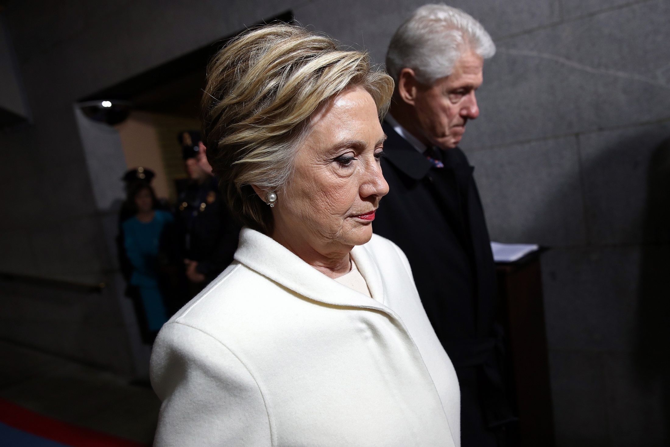 WASHINGTON, DC - JANUARY 20: Former Democratic presidential nominee Hillary Clinton (L) and former President Bill Clinton arrive on the West Front of the U.S. Capitol on January 20, 2017 in Washington, DC. In today's inauguration ceremony Donald J. Trump becomes the 45th president of the United States.   Win McNamee/Getty Images/AFP
